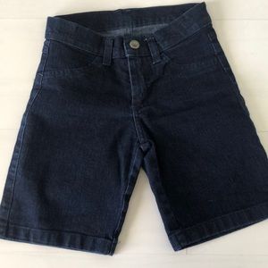 Girl’s dark jeans shorts